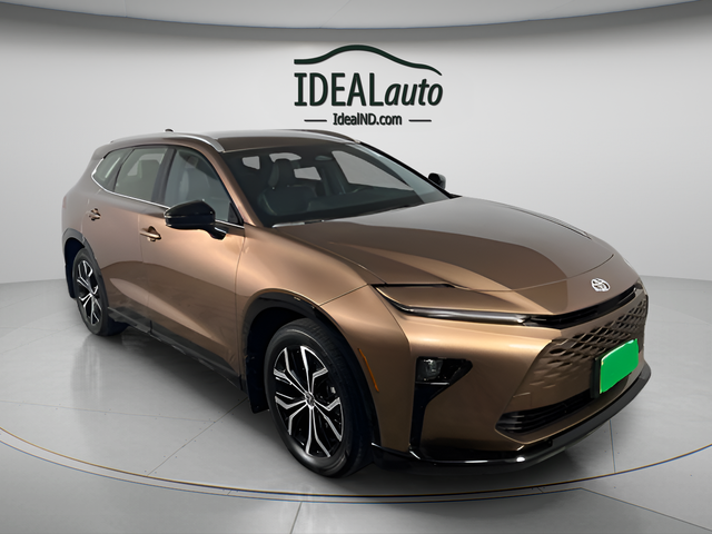 2025 Toyota Crown Signia XLE